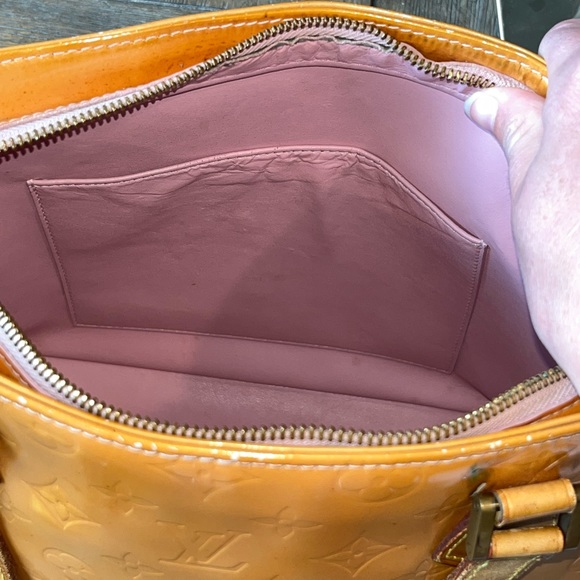 Authentic Louis Vuitton Vernis Tote - Picture 8 of 14
